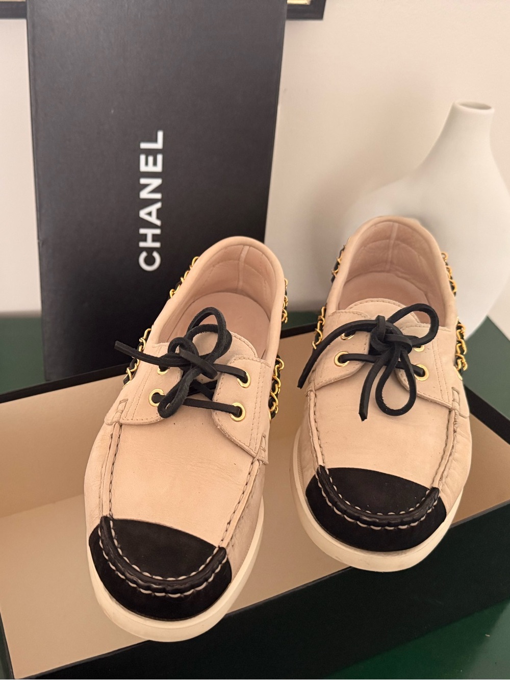CHANEL Chain-Linked Suede Boat Shoes Moccasins-Beige/Black-Size EU38 (US 7.5-8)